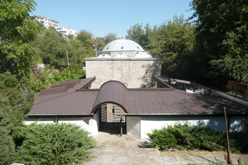 Турската баня в Каварна — музей „Добруджа и морето“