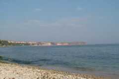 Нос Калиакра, погледнат от плажа Зеленка