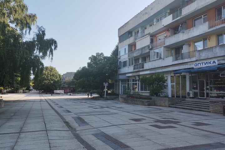 Улица в Каварна